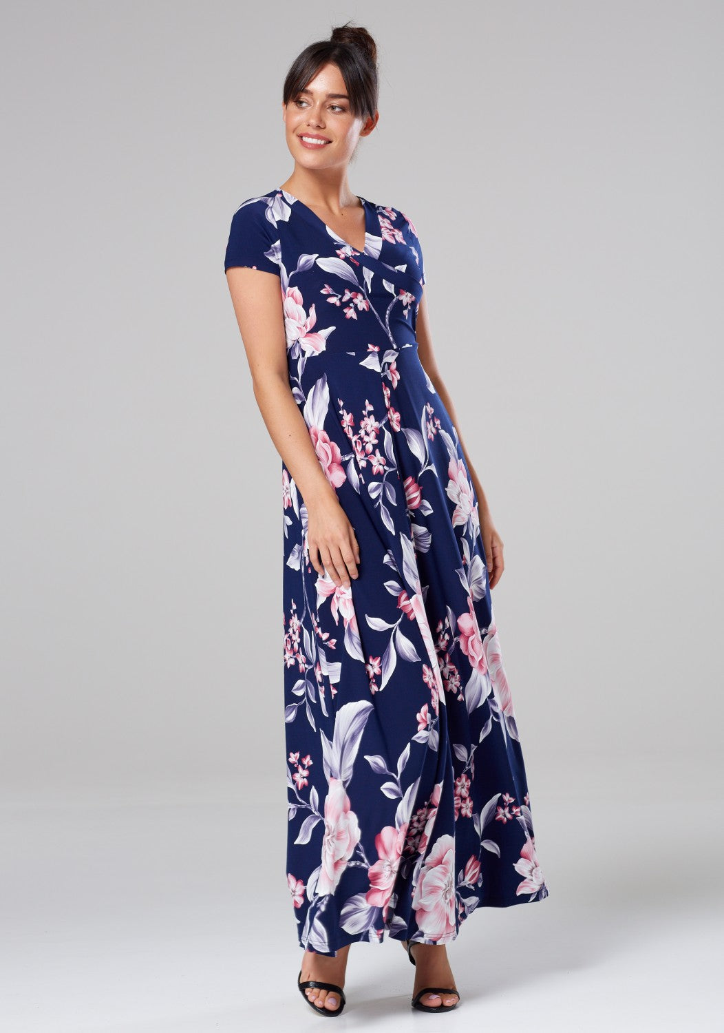 Maternity Nursing Maxi Wrap Dress in Flower Print