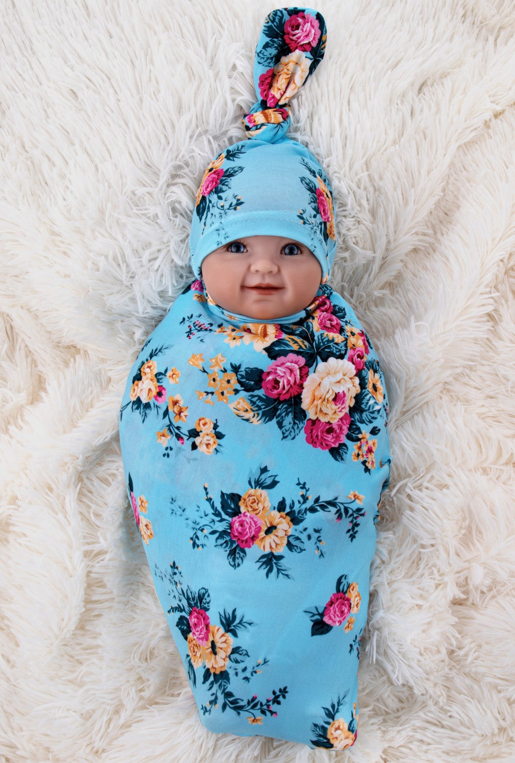 Newborn Accessories Set - Blanket & Baby Hat