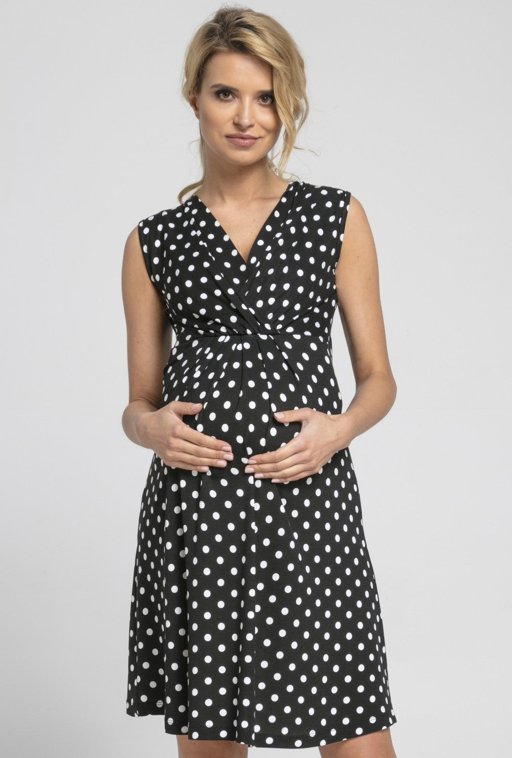 Maternity Nursing Summer Wrap Dress in Dots